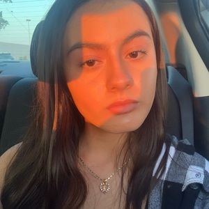 Meet your Posher, Hayssi